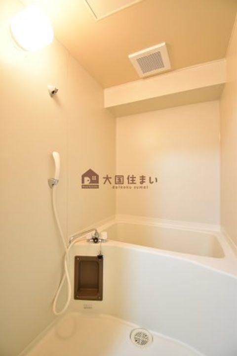 ビジタル恵美須8の風呂