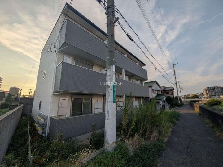 大阪府堺市西区下田町(アパート)の賃貸物件の外観