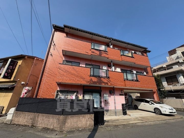 プレステージ六地蔵の外観