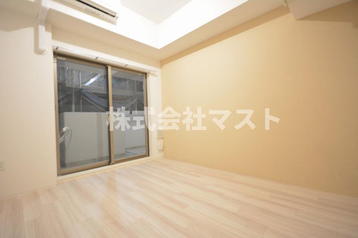 大阪府大阪市浪速区日本橋東2(マンション)の賃貸物件の居間