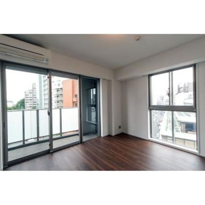 ルーエ渋谷神山町の居間
