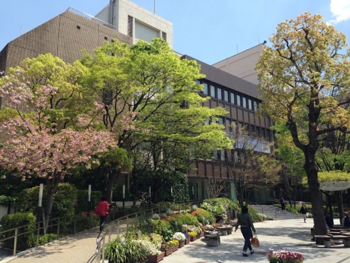 Maison de Familiaの周辺