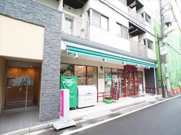 メゾン港の周辺