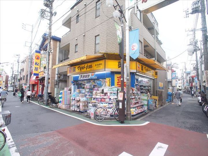 メゾン港の周辺