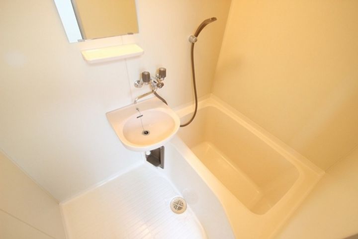 八幡ビルの風呂