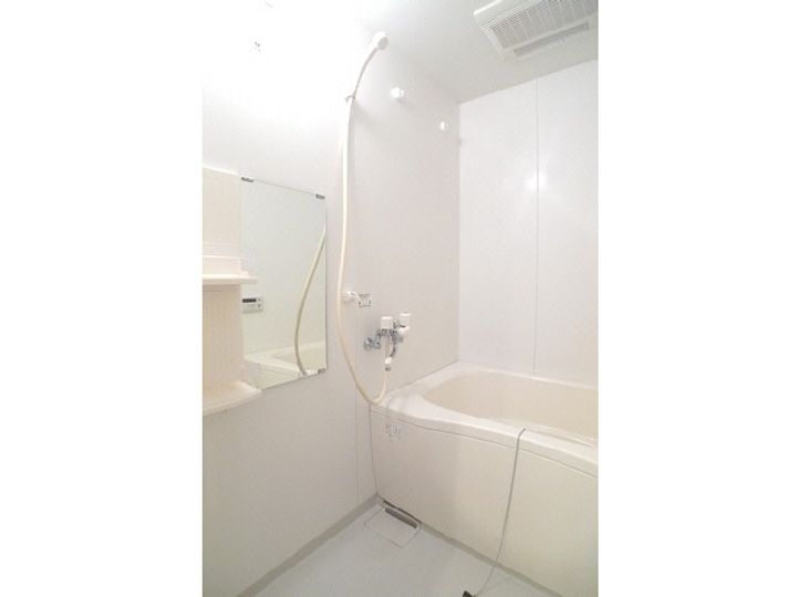 メゾンオリーブの風呂