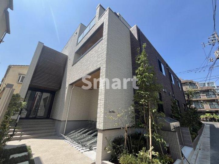 東京都中野区中野3(マンション)の賃貸物件の外観