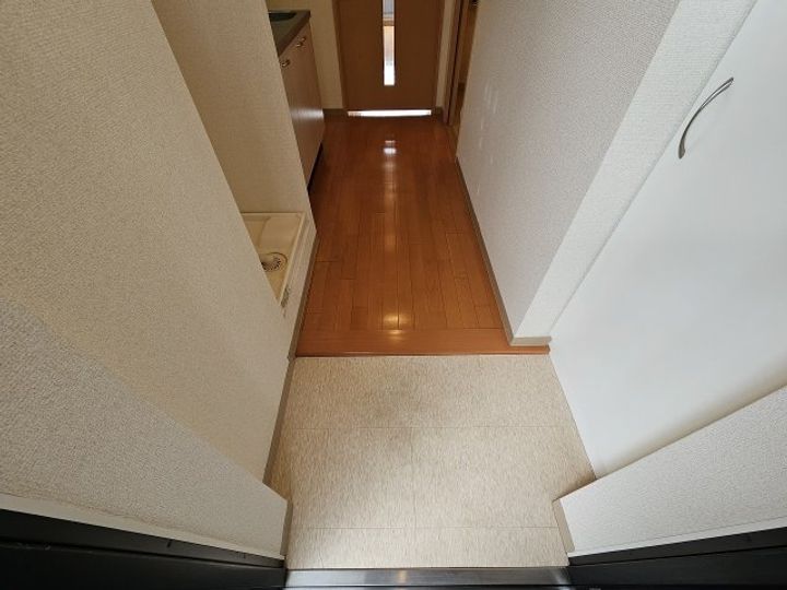 東京都立川市曙町3(マンション)の賃貸物件の玄関