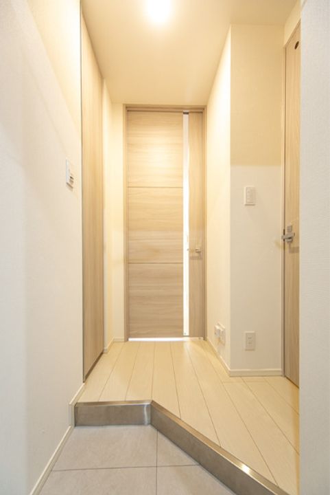 東京都世田谷区三軒茶屋1(マンション)の賃貸物件の玄関