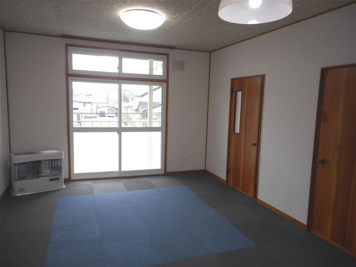 まるいちハイツの居間