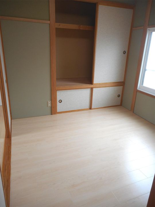 まるいちハイツの内装