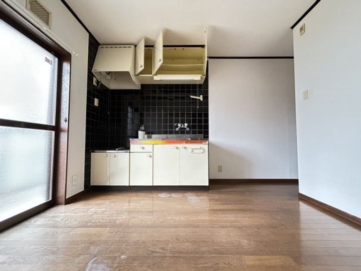 大阪府高槻市上牧町2(アパート)の賃貸物件の居間