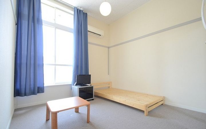 レオパレスARK壱番館の居間