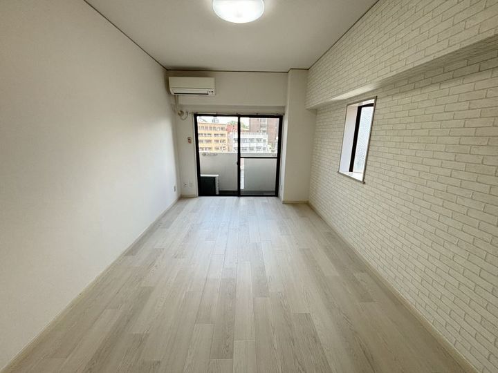 パセオ城山の居間