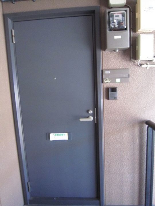 湘南高麗ハイツIIIの玄関