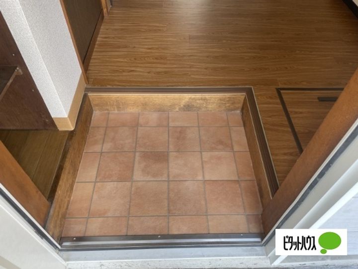 グレースハイツの玄関