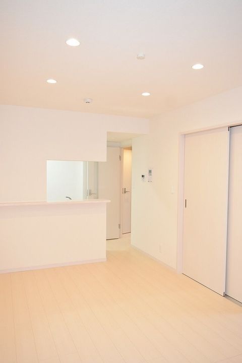 神奈川県茅ヶ崎市中海岸4(アパート)の賃貸物件の居間