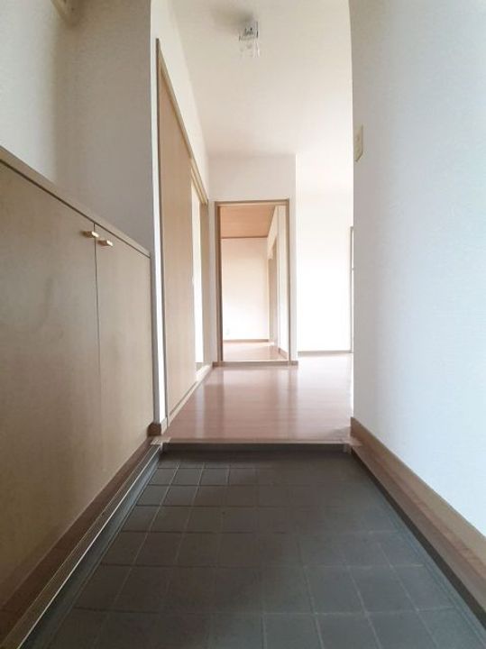 広島県福山市多治米町3(アパート)の賃貸物件の玄関