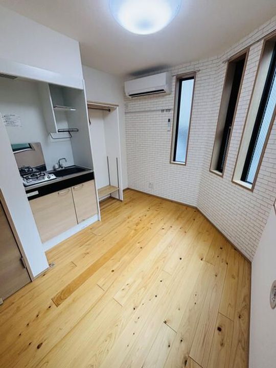 森テラスの居間