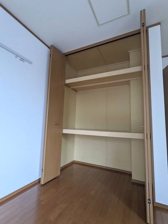 代沢プラザの内装