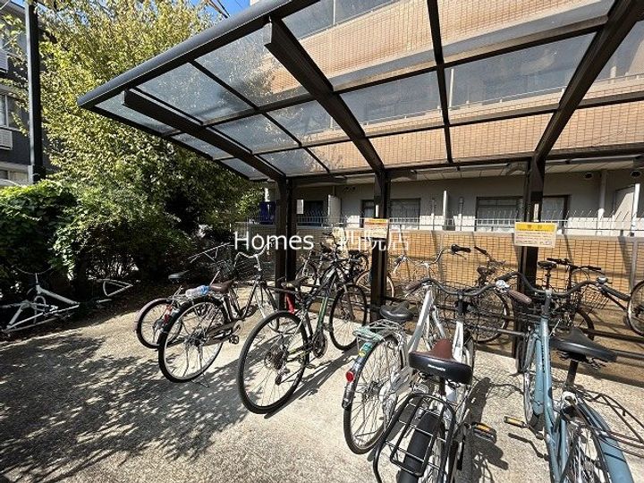 ヤングヴィレッジ嵯峨の地図