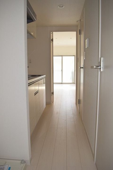 神奈川県藤沢市羽鳥3(アパート)の賃貸物件の玄関