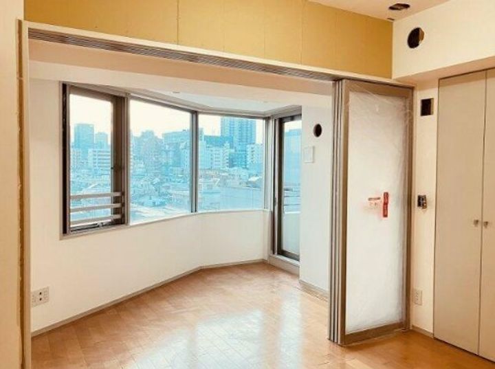 プライムアーバン四谷外苑東の居間
