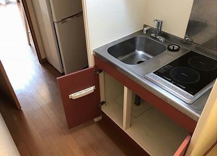 レオパレスCharmCourtのキッチン