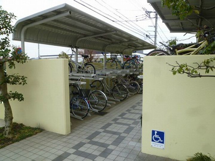グランドゥール厚木の地図