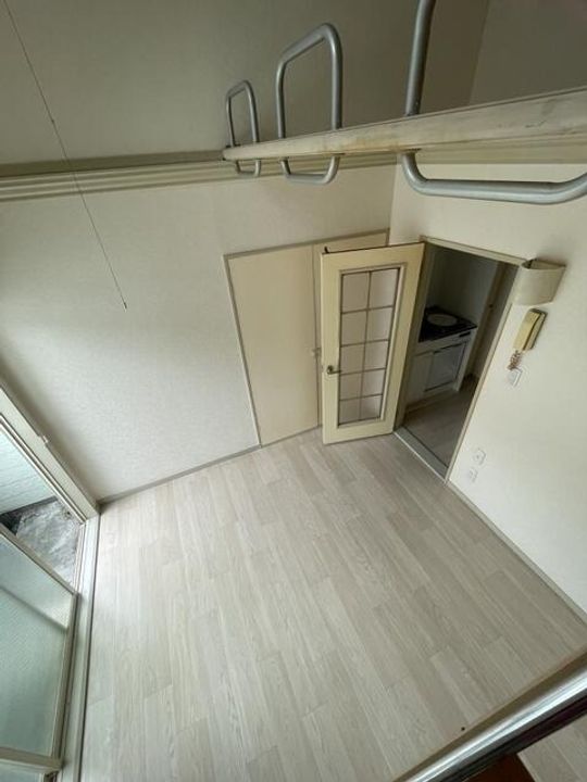 レオパレスお花茶屋の居間