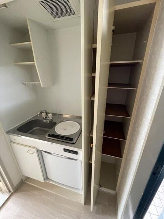 レオパレスお花茶屋のキッチン