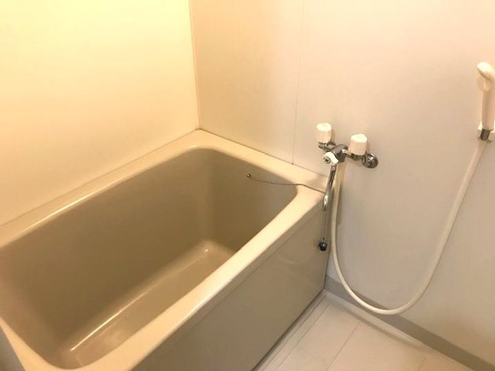 カスタリア大町の風呂