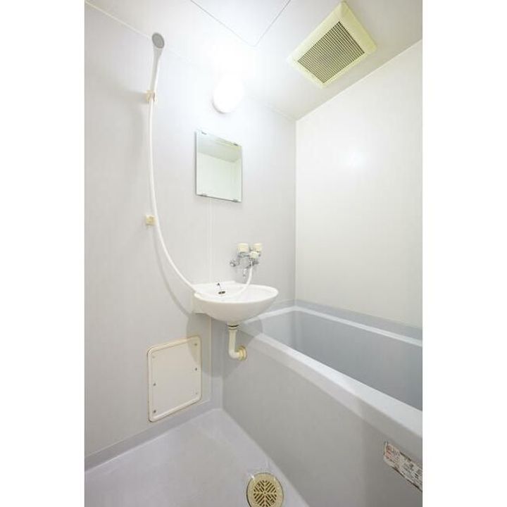 エスコート代田橋の風呂