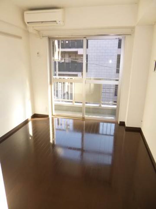 東京都杉並区下井草4(マンション)の賃貸物件の居間