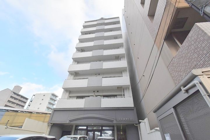 楠原産業ビルの外観