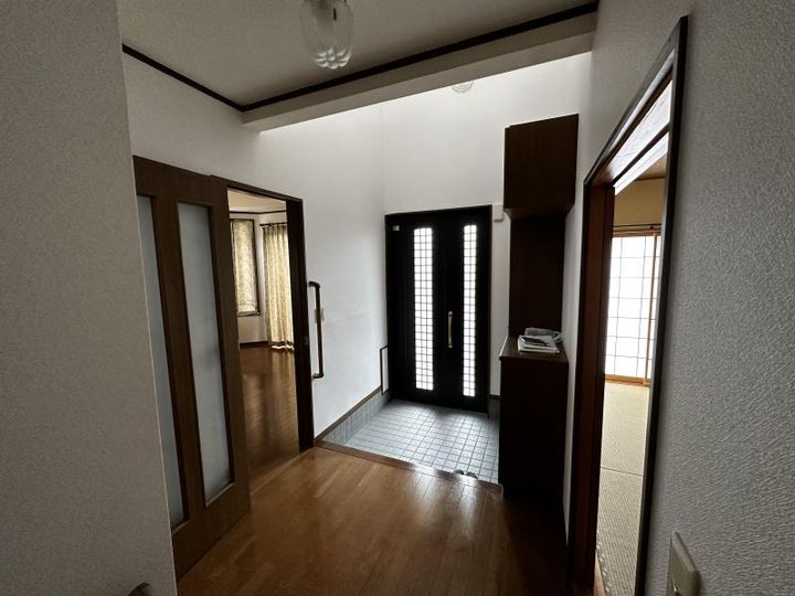 静岡県浜松市中央区志都呂1(一戸建)の賃貸物件の玄関