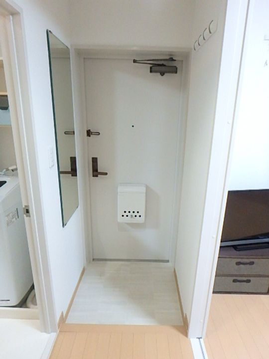 中銀門前仲町マンシオンの玄関