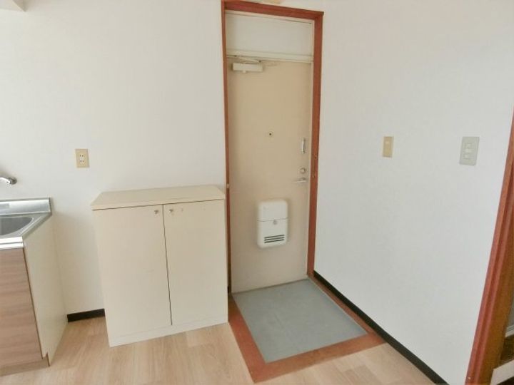 千葉県茂原市本納(アパート)の賃貸物件の玄関