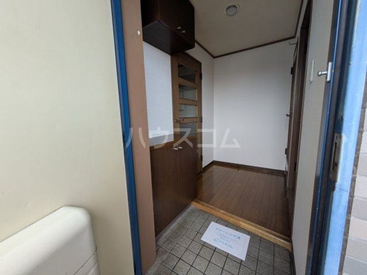 NKサンライトの玄関