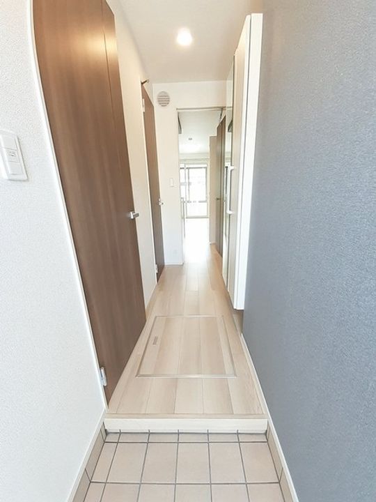 アムールIの玄関