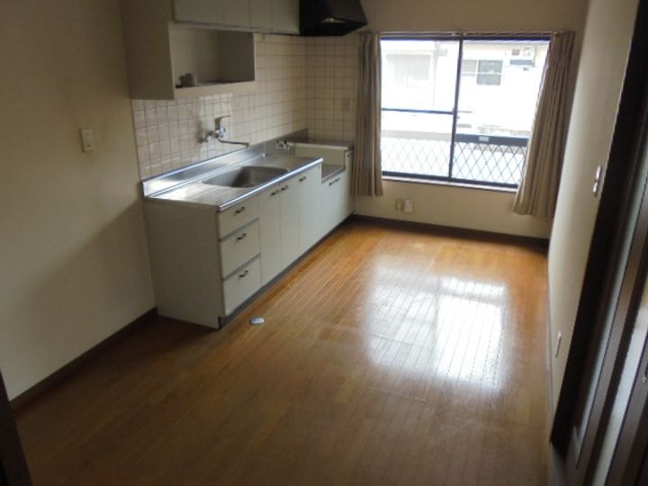 静岡県浜松市浜名区貴布祢(アパート)の賃貸物件の居間