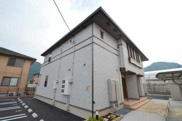 広島県広島市安佐北区亀山2(アパート)の賃貸物件の外観