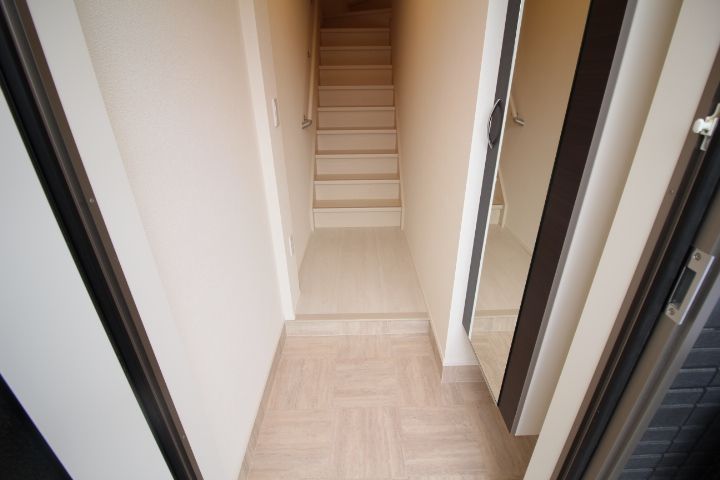 アヴニールブリエの玄関