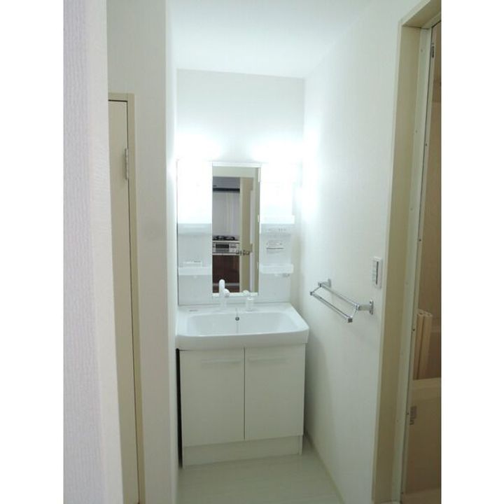 兵庫県宝塚市山本南1(アパート)の賃貸物件の内装