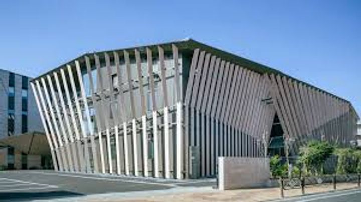 クレセントハイムの周辺