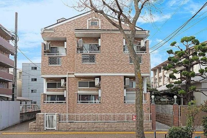 フルーヴHIRAOの外観