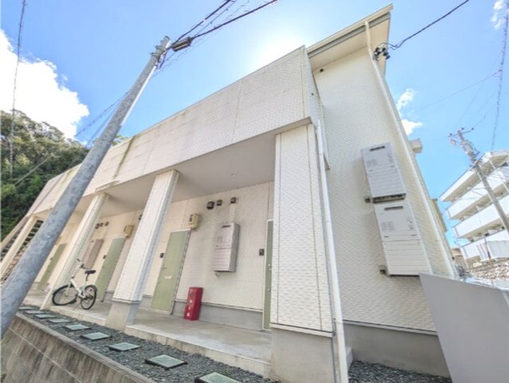 静岡県浜松市中央区鹿谷町(アパート)の賃貸物件の外観