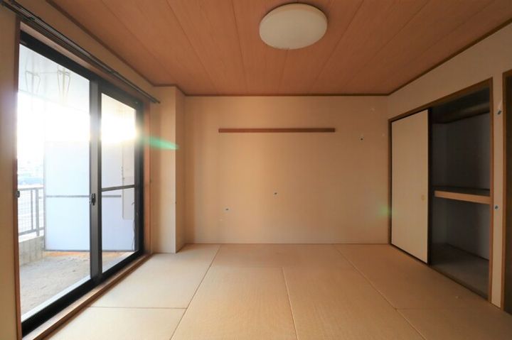 コートヴィレッジ若沼 A棟の内装