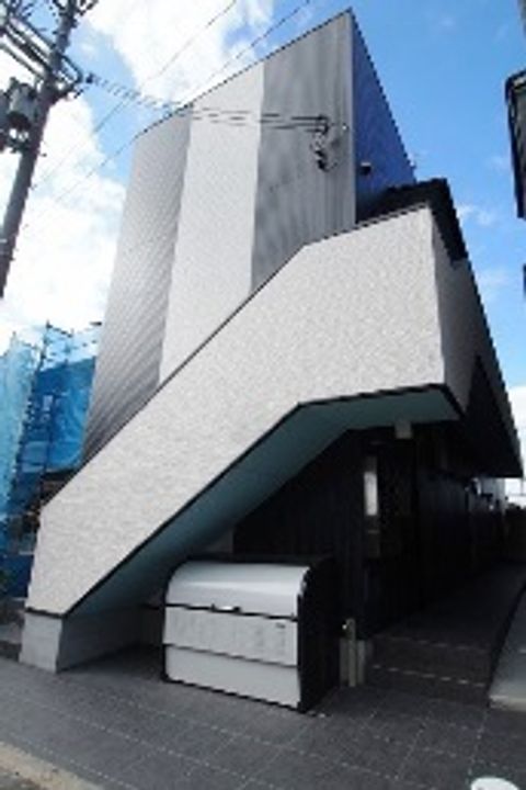 デュナメス深井の外観