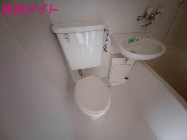 ISRビル(鵜方)の内装